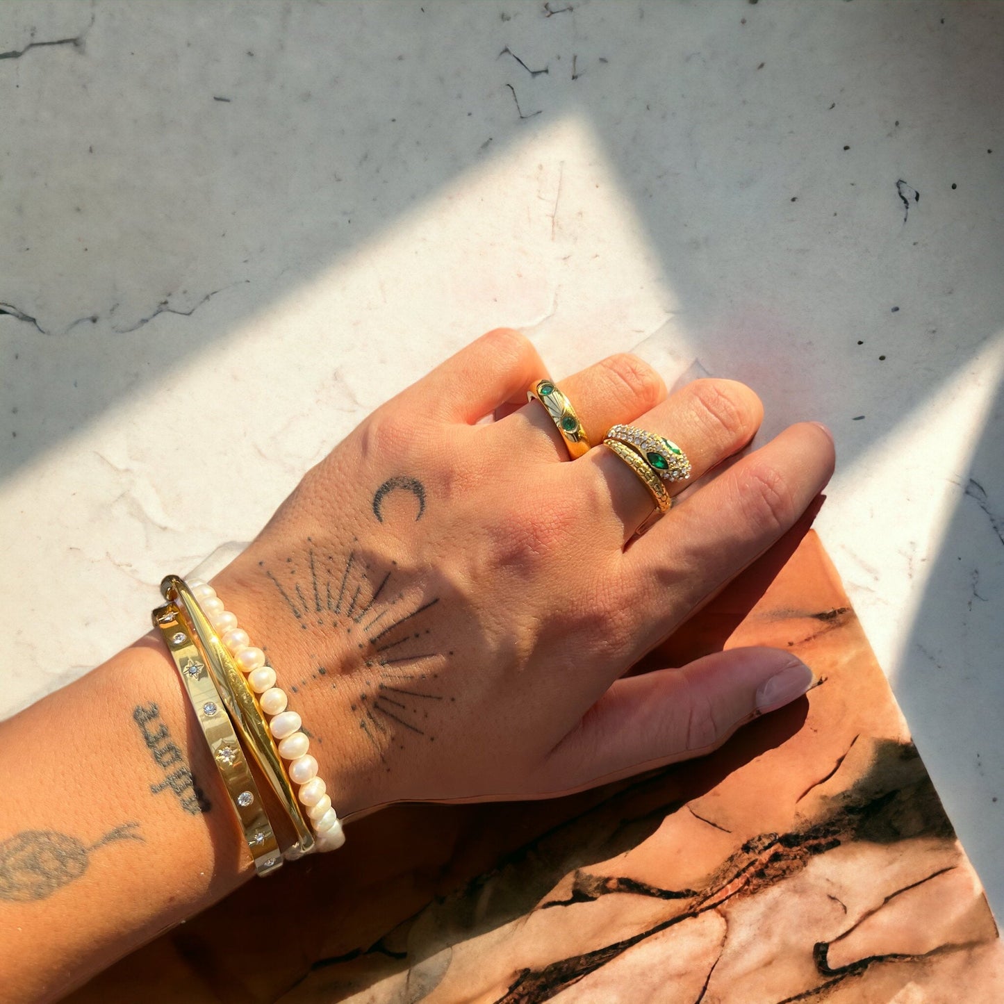 Anillo Leila