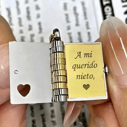 📘 Collar Libro para Mi Nieto