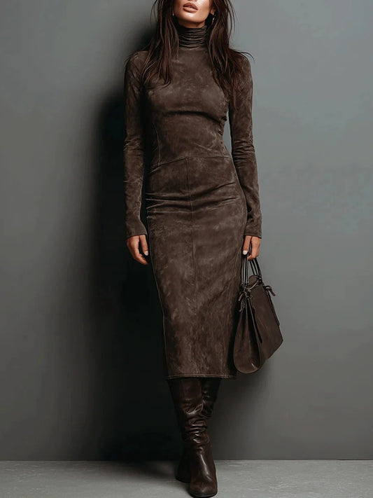 Vestido Midi de Gamuza y Cuello Alto