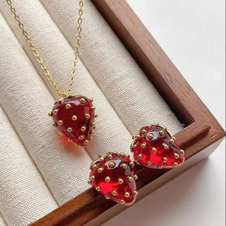 Aros y Collar Berry